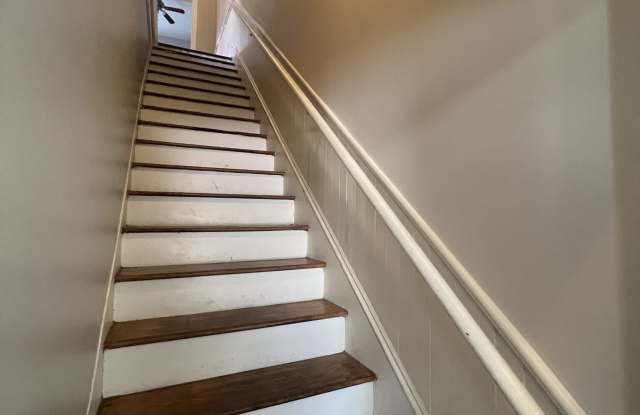 121 East Park Avenue photos photos