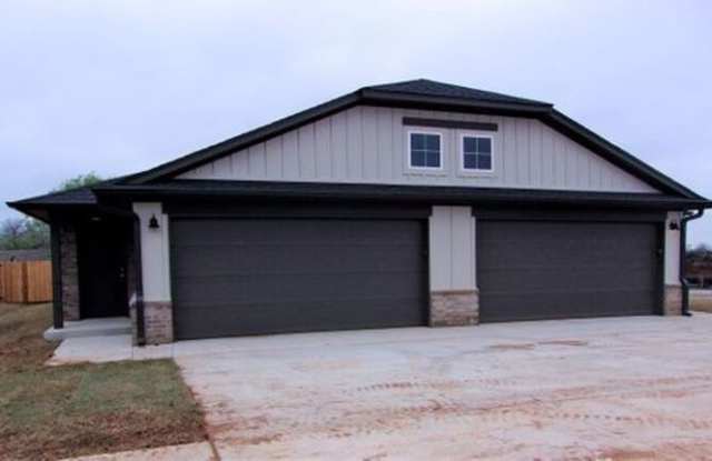 11221 Howard Drive - 11221 Howard Road, Okmulgee County, OK 74445