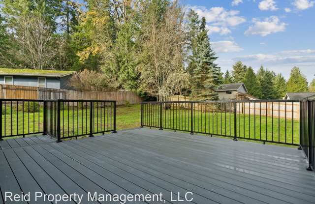 3948 NE Seldom Seen Ln Gallery 3