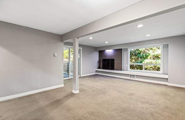 2 bed 1.75 bath - includes water/sewer/garbage and parking included in rent. photos photos