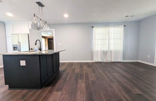 Available Now! Cute home in AR! photos photos