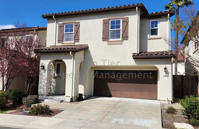 ***Spectacular 2-Story 4 bed, 2.5 bath, 2,147 sq ft House for Rent - Available October 22nd! photos photos