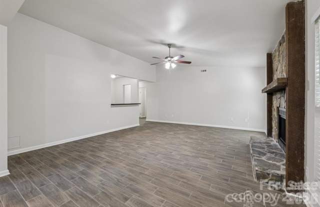 7030 Huntsmaster Drive Gallery 3