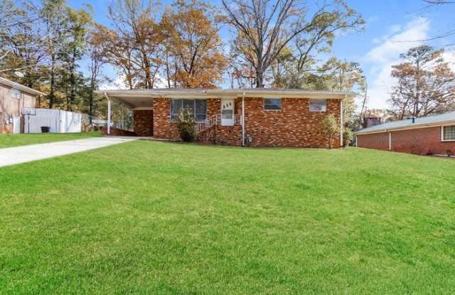 1625 Mann Drive - 1625 Mann Drive, Forestdale, AL 35214