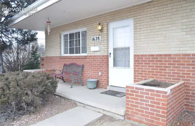 1628 Constitution Avenue Gallery 3
