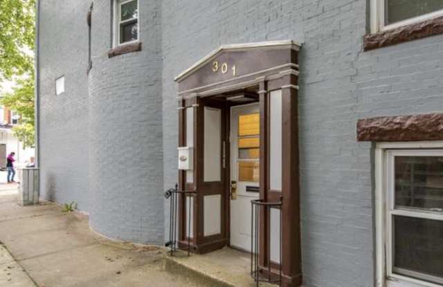 301 E 25th St photos photos