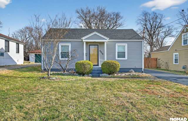 2 Bedroom Single Family Home in Louisville photos photos