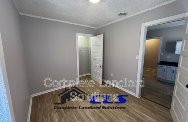 700 South 8th Street - 3 photos photos