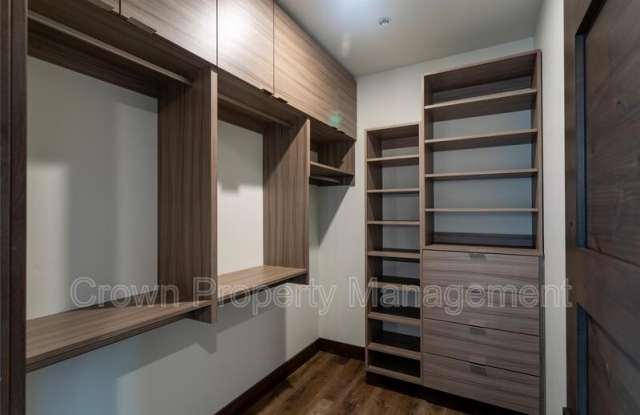 317 Akers Lane - G Gallery 2