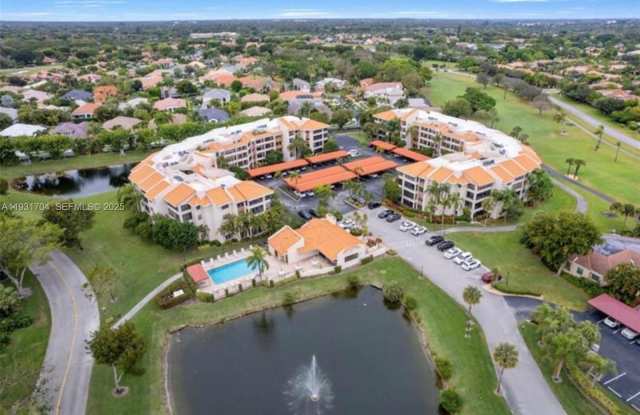 7460 La Paz Boulevard photos photos