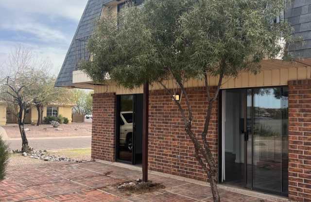 8220 W Monaco Boulevard Gallery 2