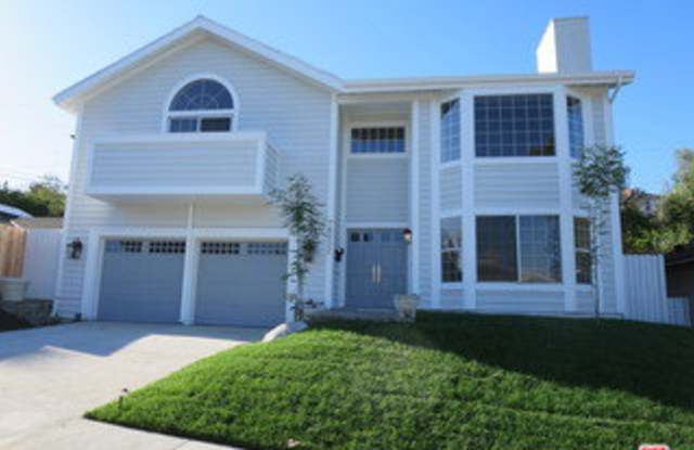 18232 Rosita Street Gallery 1