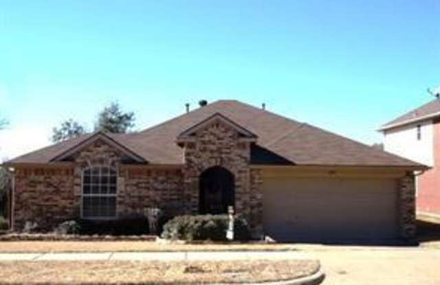 6113 Sasaki Way - 6113 Sasaki Way, Garland, TX 75043
