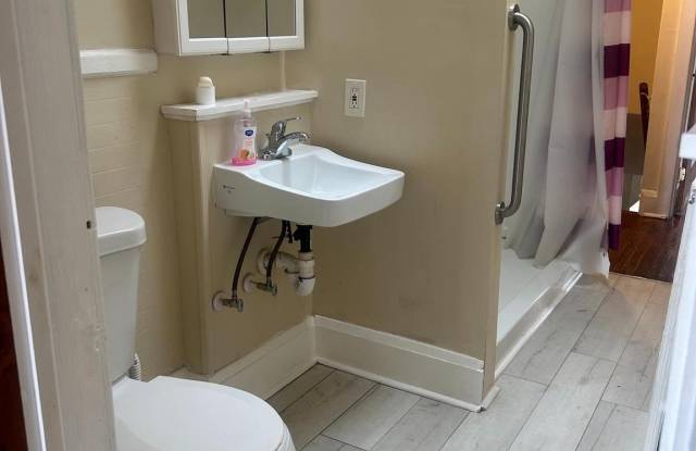 5322 CORDELIA AVENUE photos photos