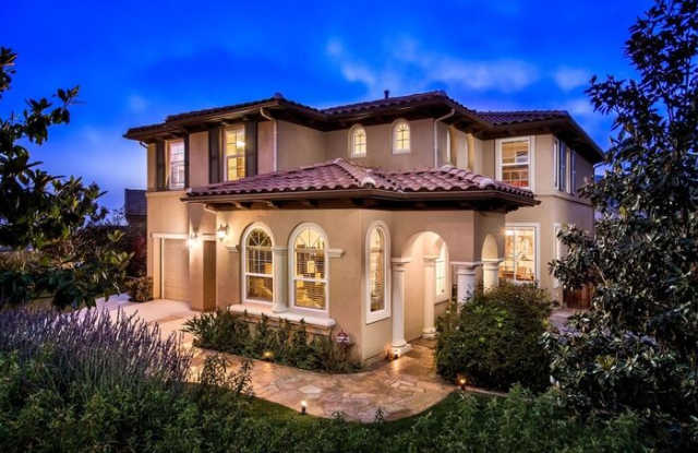 801 Luminara Way - 801 Luminara Way, San Marcos, CA 92078