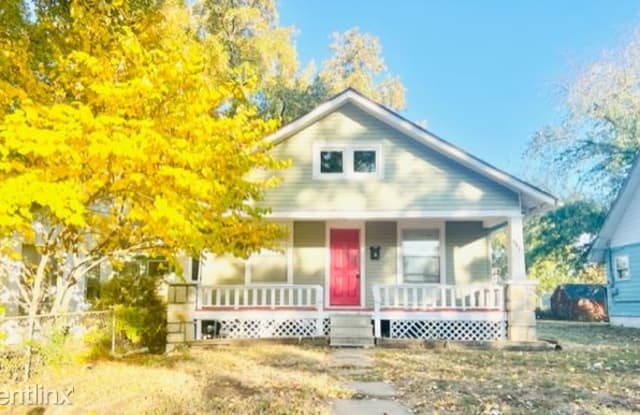 641 S Huttig Ave - 641 South Huttig Avenue, Independence, MO 64053