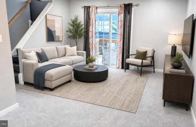 22963 WHITEHALL Terrace Gallery 4