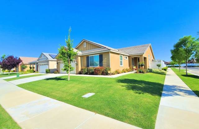 14800 Checkerbloom - 14800 Checkerbloom Drive, Bakersfield, CA 93314