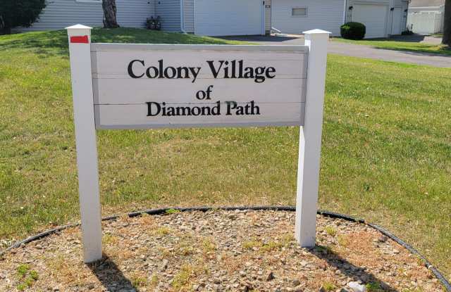 Newly Refreshed 2 bedroom in HOA photos photos