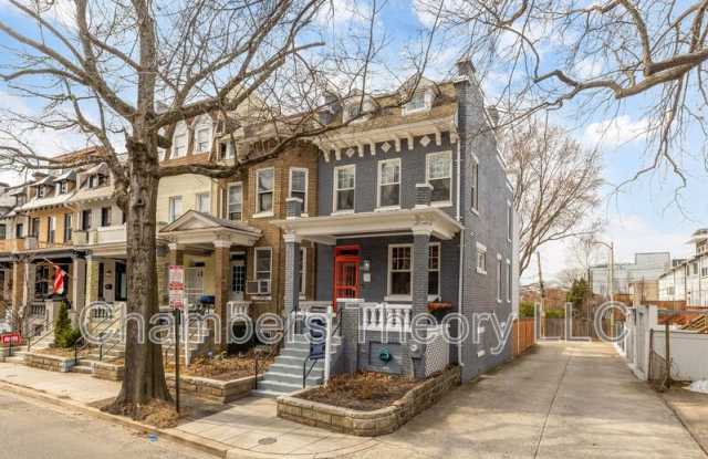 2124 North Capitol St NW photos photos