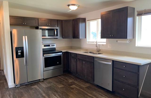 Beautiful Three Bedroom; West Jordan, 1,200 sq ft,Updated Kitchen photos photos