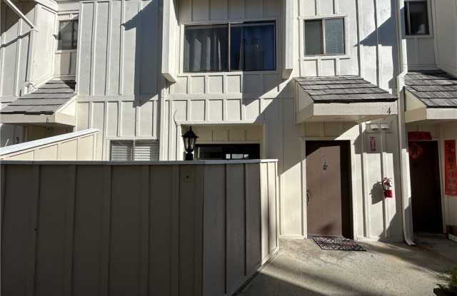 511 E Live Oak photos photos