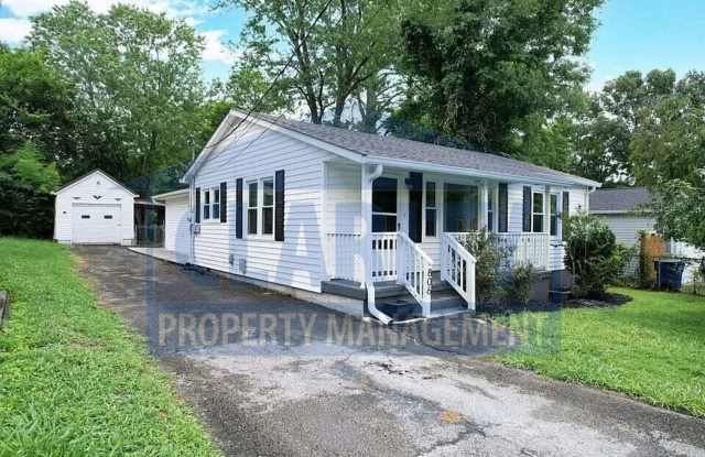 Beautiful four bedroom home in Downtown Cleveland! Gallery 1