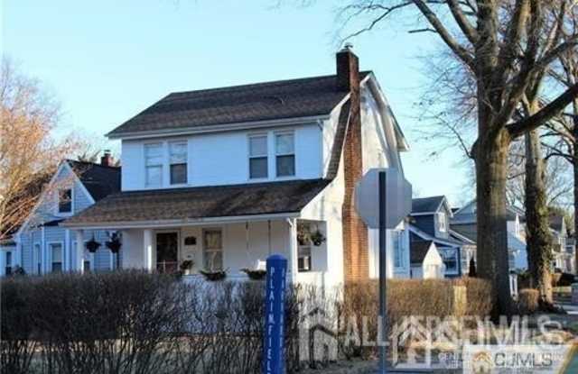 29 Plainfield Avenue photos photos