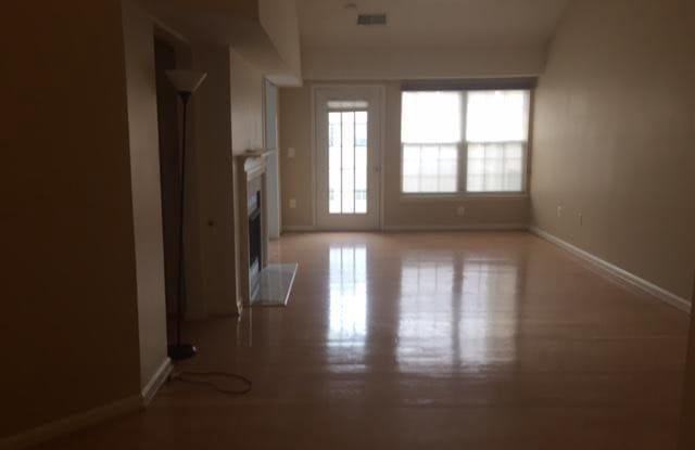 2710 BELLFOREST COURT Gallery 3