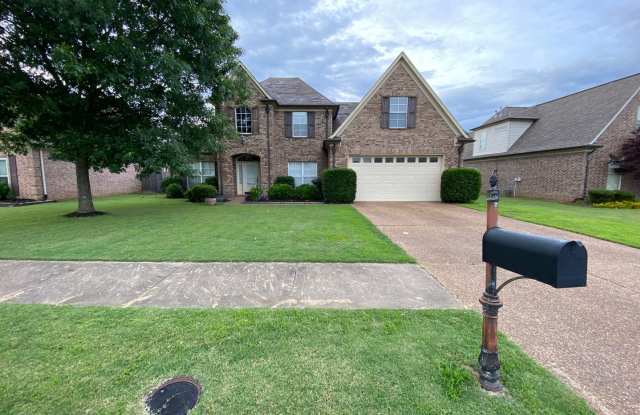 BEAUTIFUL 4 BEDROOM 2.5 BATHROOM LAKELAND RENTAL HOME - 10204 Mays Glade Drive, Lakeland, TN 38002