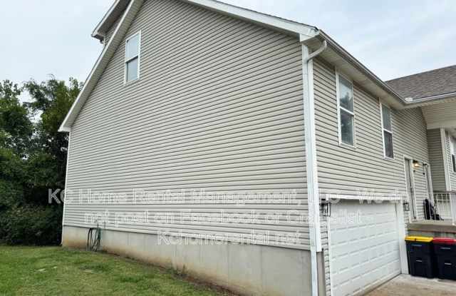602 Susanne Ct Gallery 2