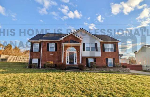 2780 Cascade Drive - 2780 Cascade Drive, Clarksville, TN 37042
