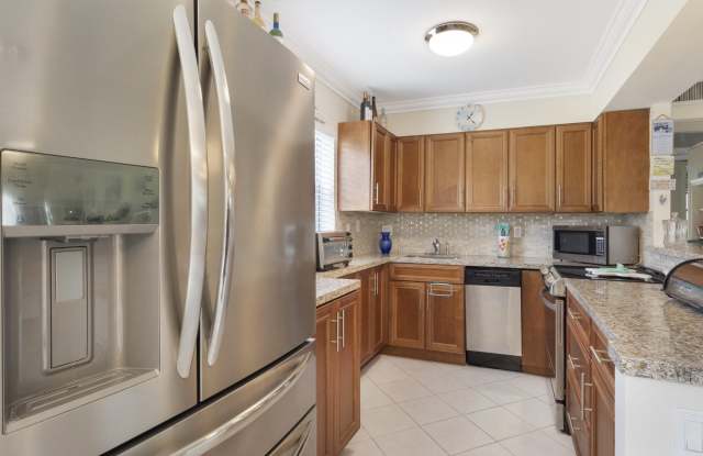 732 Monaco P photos photos