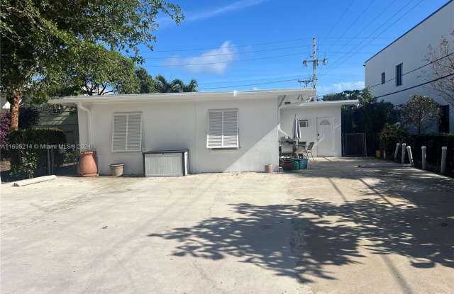 3720 Morton Ave photos photos