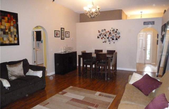 12503 Woodbury Cove Drive Gallery 4