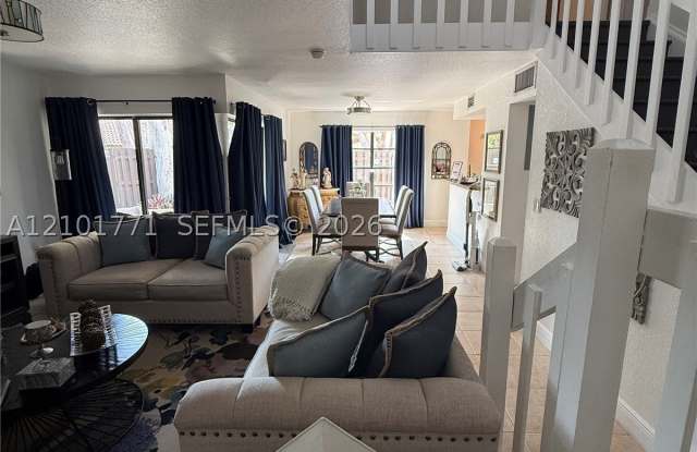 11332 SW 133rd Ct Gallery 3