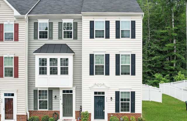 716 RIVER CREST WAY photos photos