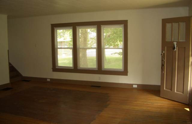 514 W Chandler Gallery 3