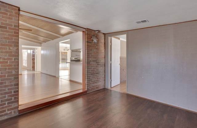 3524 W Shandon Ave Gallery 4