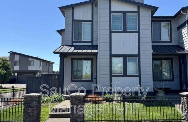 5575 Southeast 80th Avenue - 1 photos photos