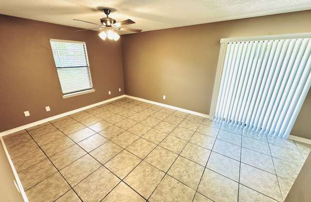 622 Woodsman Drive photos photos