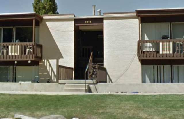1050 Healy Street - 3 photos photos