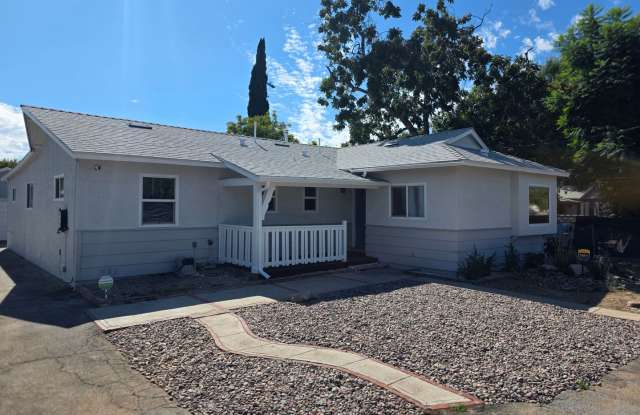 Beautiful 3-Bedroom, 3-Bath Home with Modern Comforts photos photos Beautiful 3-Bedroom, 3-Bath Home with Modern Comforts photos photos