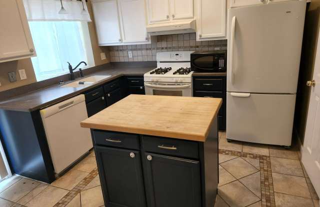 7148 WESTFIELD Court Gallery 4