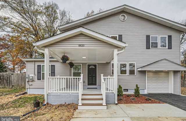 8820 FEARNE Avenue photos photos