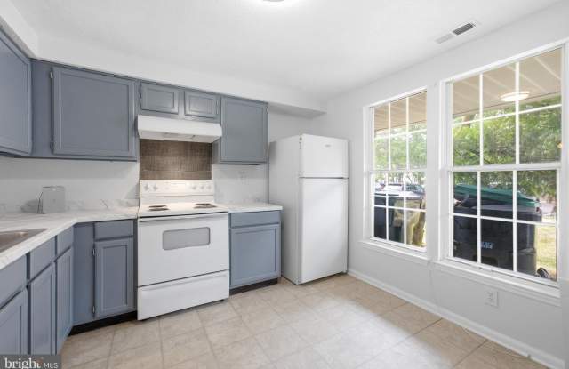 217 VISTA Court Gallery 3