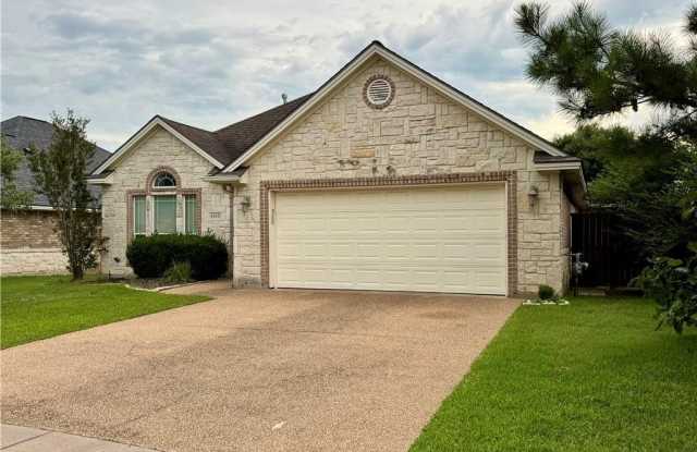 4010 Pomel Drive photos photos