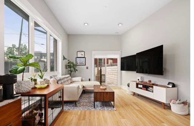 Charming 2BR Condo in Philadelphia Gallery 3