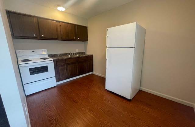 Two Bedrooms in South Toledo photos photos Two Bedrooms in South Toledo photos photos