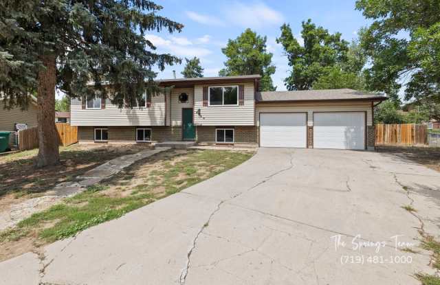 Updated Split-Level Gem | 5BD, 3BA | Large Fenced Yard + Deck - 6840 Cliff Palace Court, Security-Widefield, CO 80911